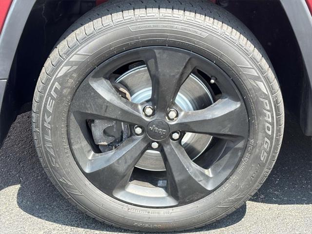 used 2016 Jeep Cherokee car, priced at $13,225