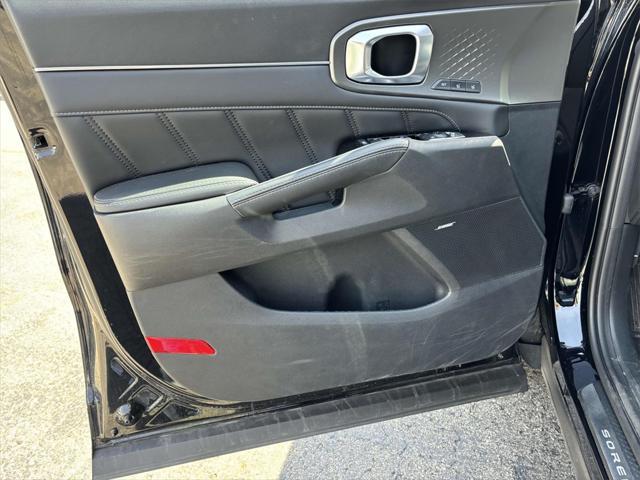 used 2023 Kia Sorento car, priced at $35,950