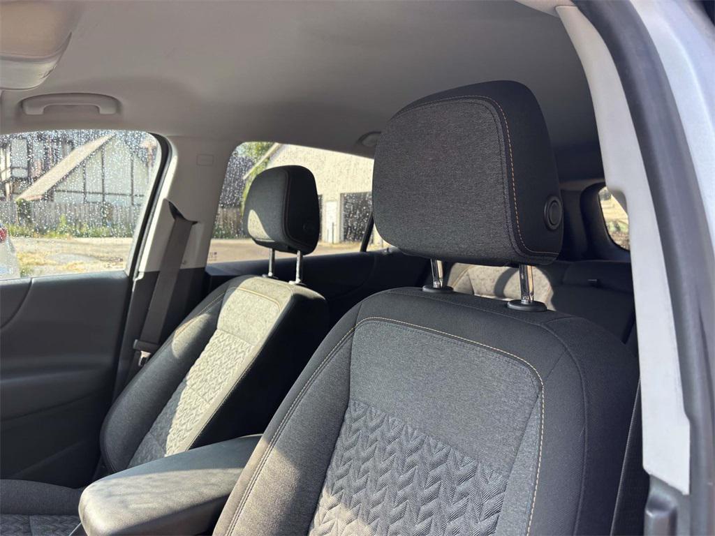 used 2022 Chevrolet Equinox car, priced at $15,500