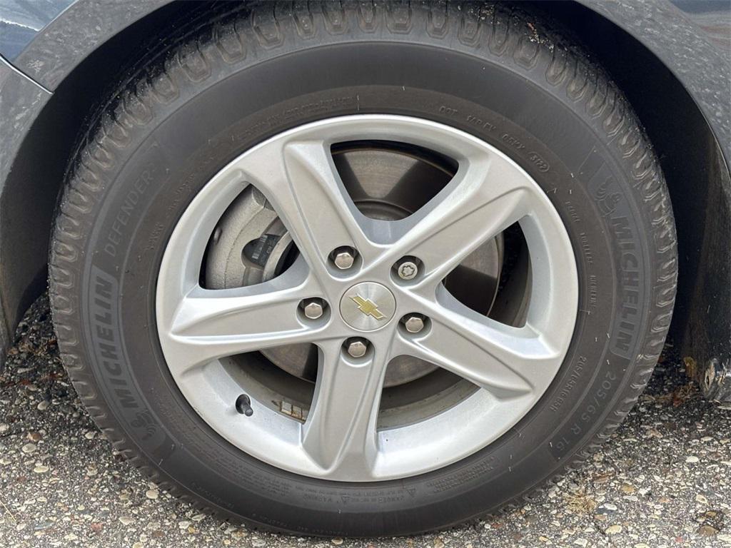 used 2020 Chevrolet Malibu car, priced at $14,100