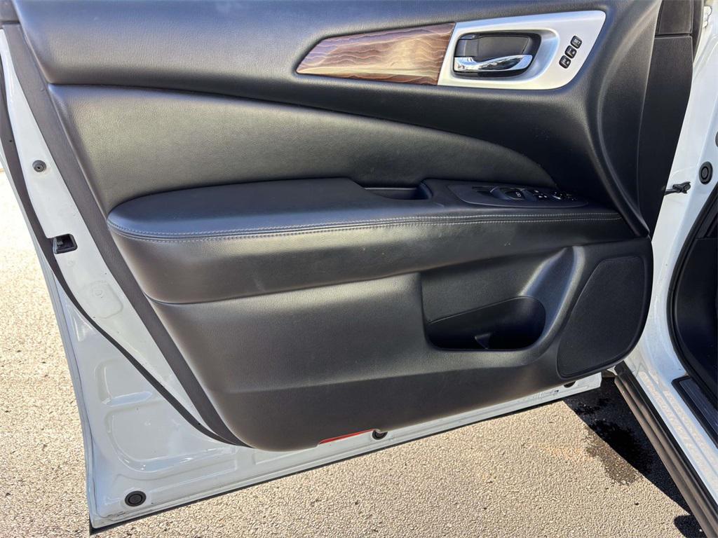 used 2017 Nissan Pathfinder car, priced at $13,995