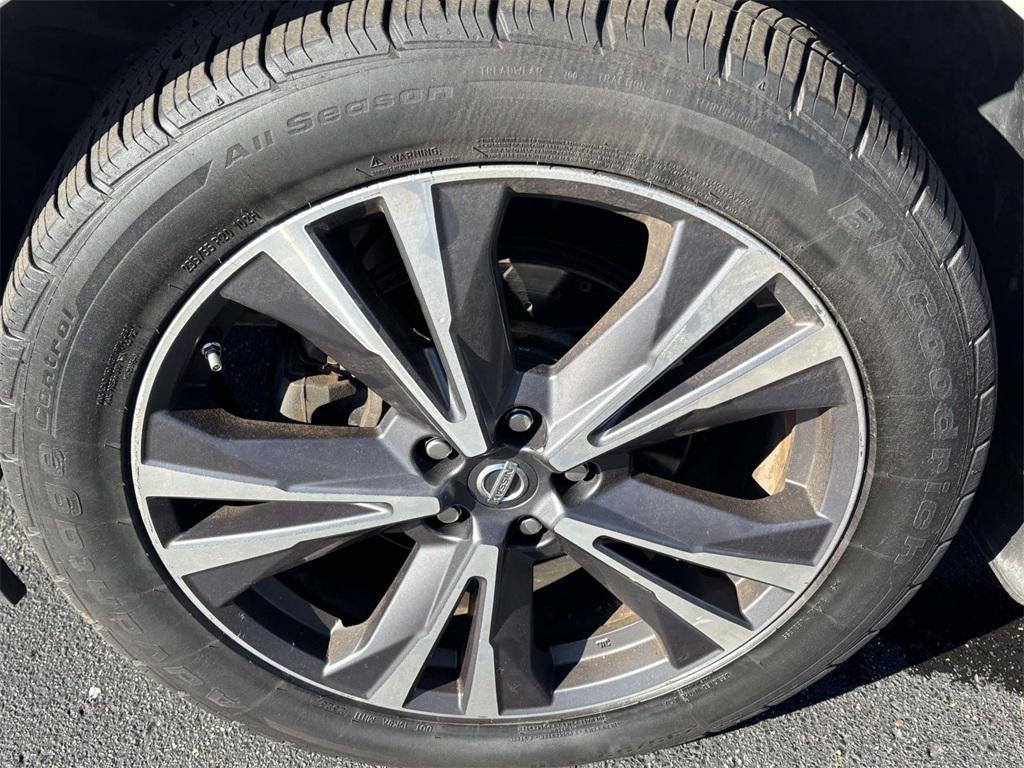used 2017 Nissan Pathfinder car, priced at $13,995