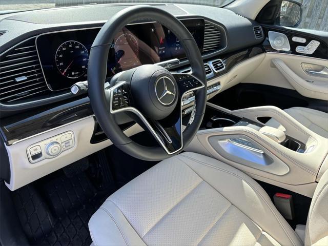 used 2025 Mercedes-Benz GLE 350 car, priced at $62,000