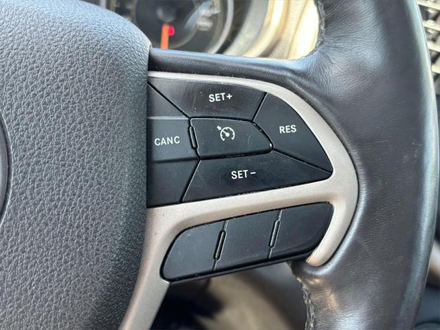 used 2018 Jeep Cherokee car, priced at $14,096