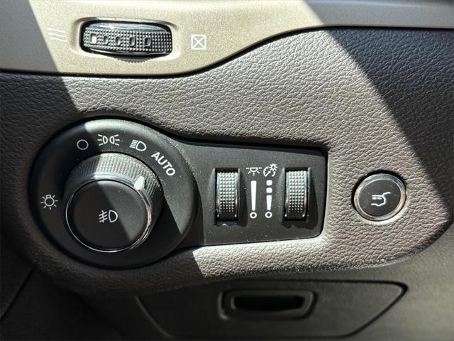 used 2018 Jeep Cherokee car, priced at $14,096