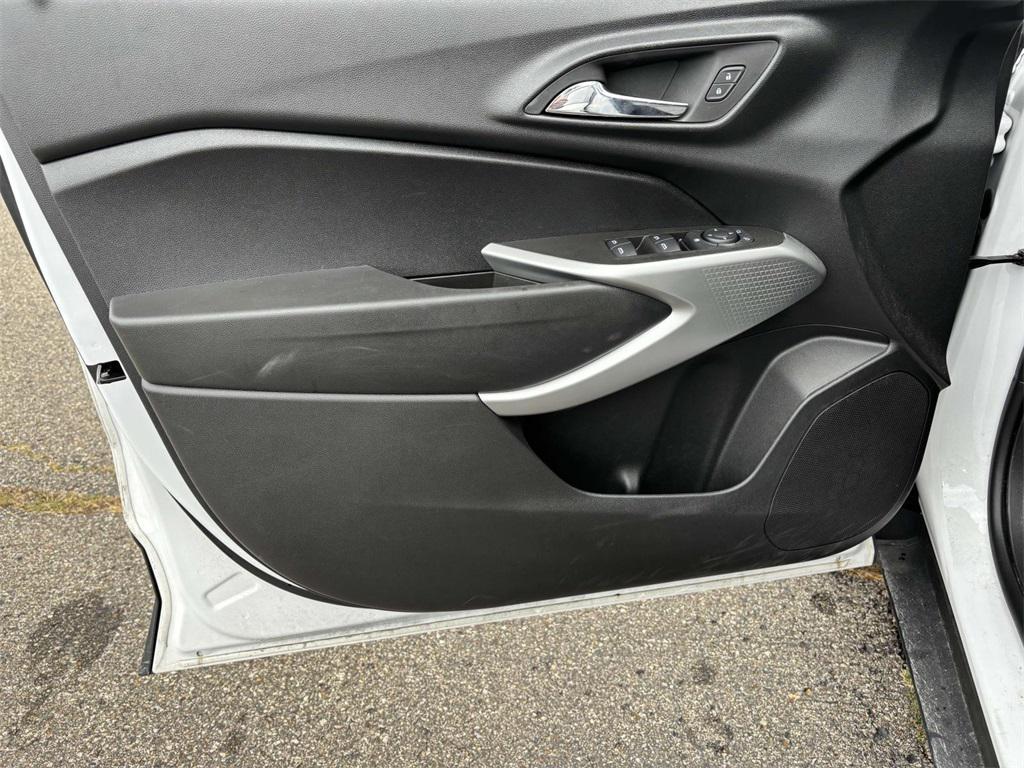 used 2024 Chevrolet Trax car, priced at $21,395