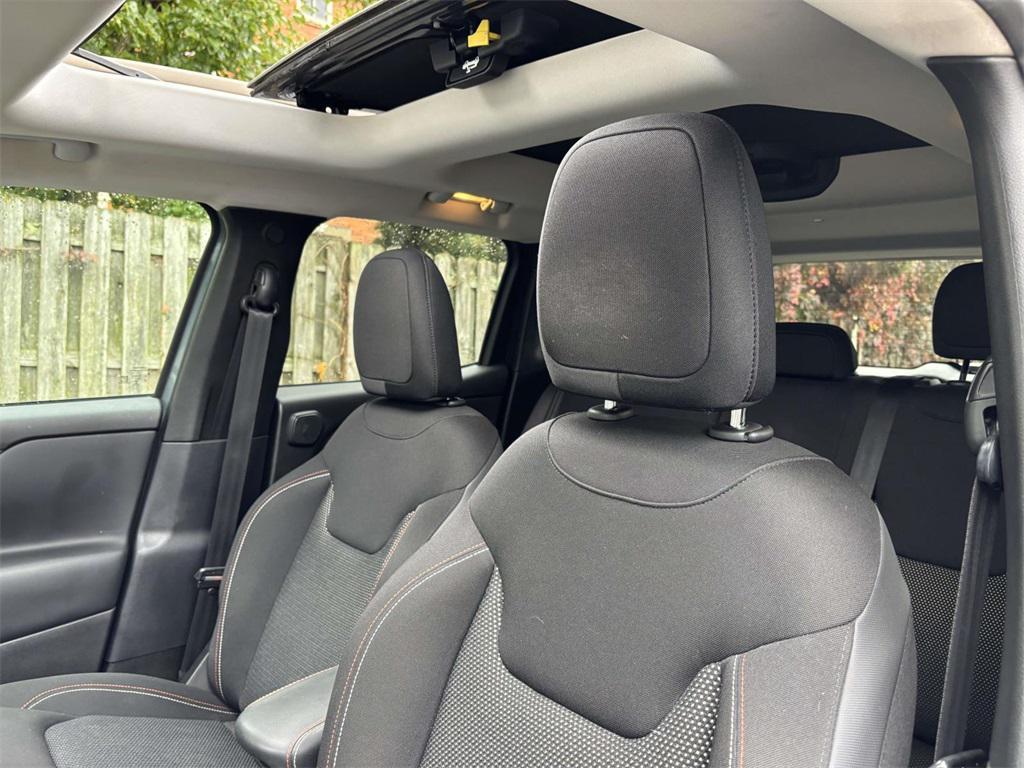 used 2016 Jeep Renegade car, priced at $13,465