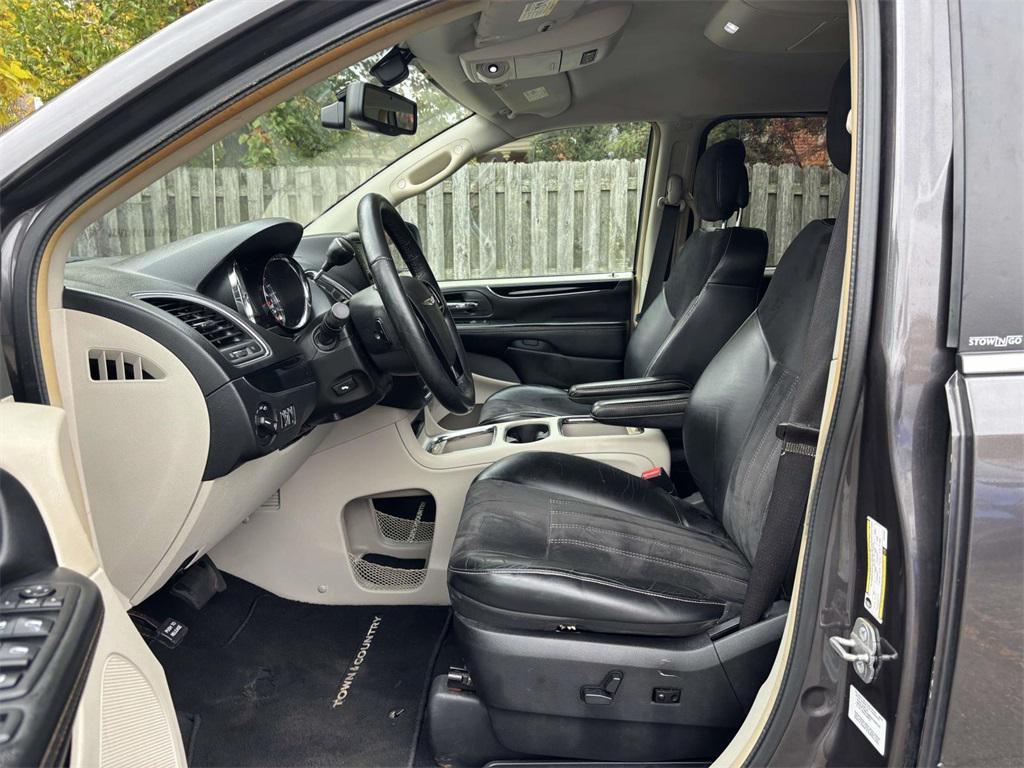 used 2014 Chrysler Town & Country car, priced at $5,950