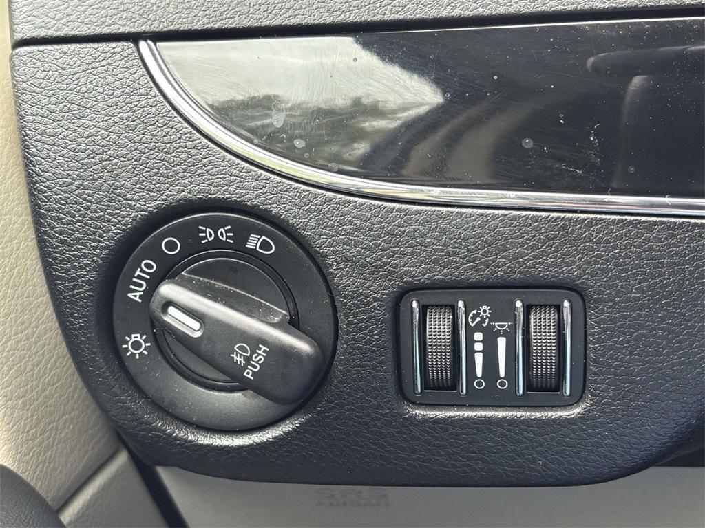 used 2014 Chrysler Town & Country car, priced at $5,950