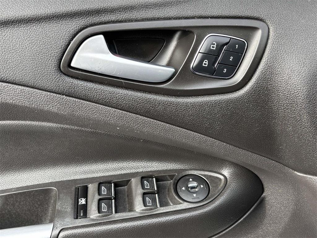 used 2015 Ford Escape car, priced at $10,383