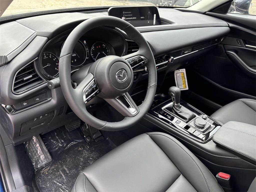 new 2025 Mazda CX-30 car
