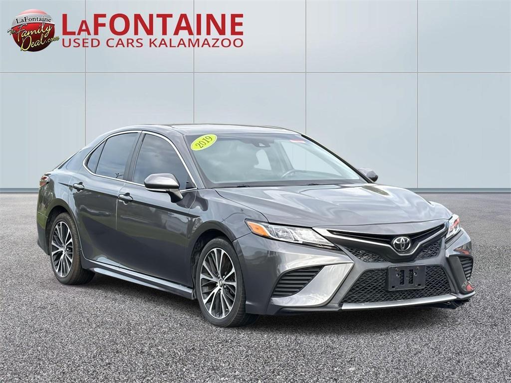 used 2019 Toyota Camry car, priced at $19,621