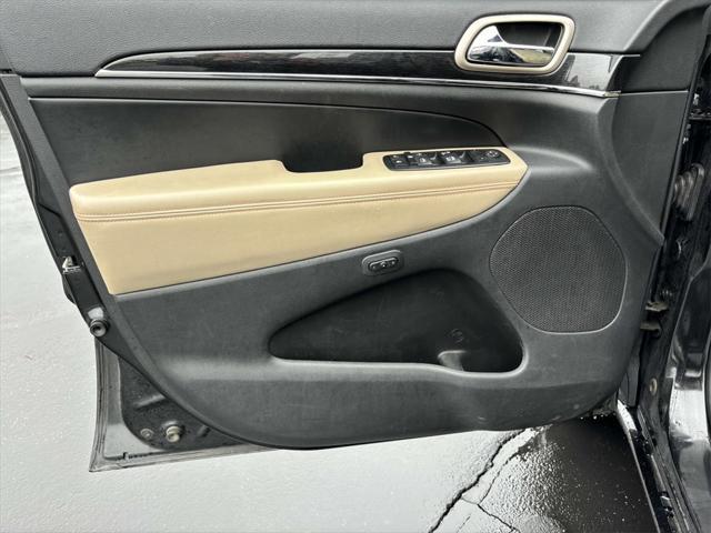 used 2016 Jeep Grand Cherokee car, priced at $12,314