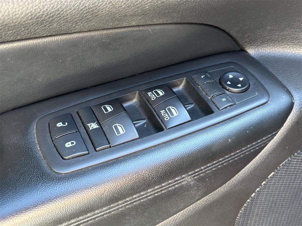 used 2018 Jeep Grand Cherokee car, priced at $17,350