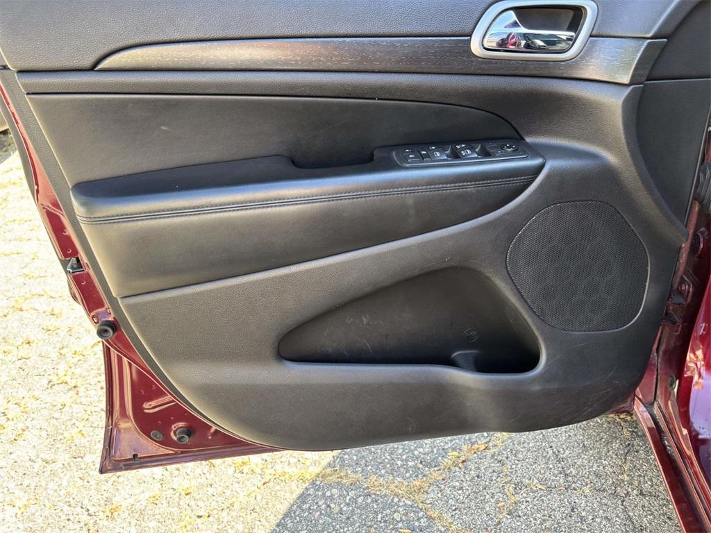 used 2018 Jeep Grand Cherokee car, priced at $17,350