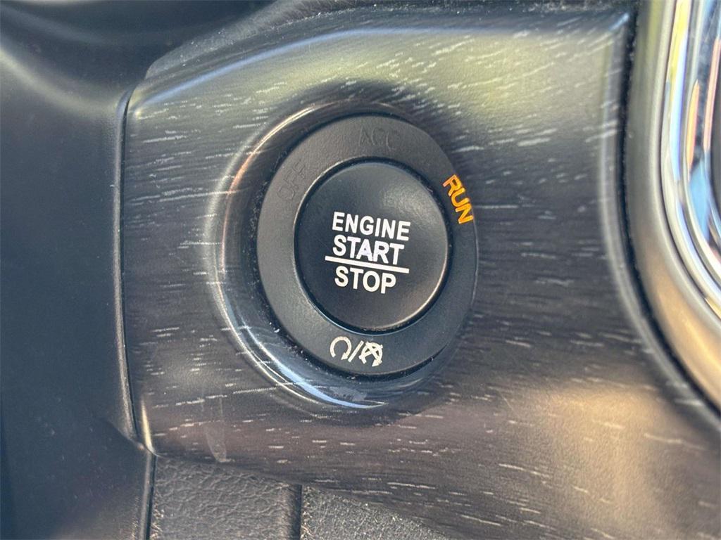 used 2018 Jeep Grand Cherokee car, priced at $17,350