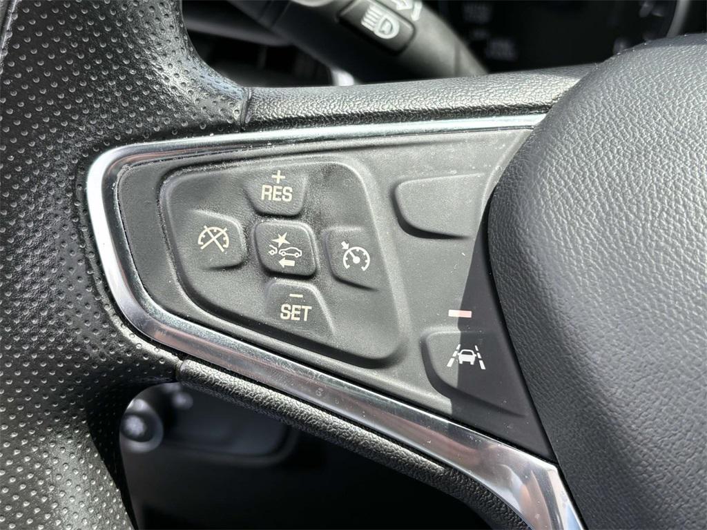 used 2021 Chevrolet Equinox car, priced at $13,495