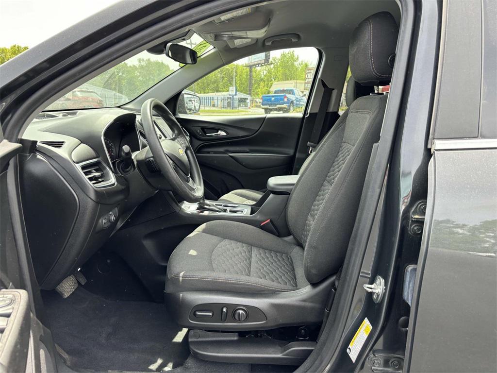 used 2021 Chevrolet Equinox car, priced at $13,495