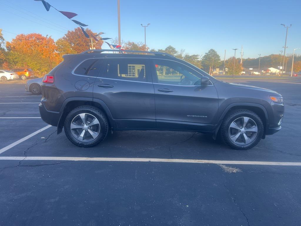 used 2019 Jeep Cherokee car, priced at $19,990