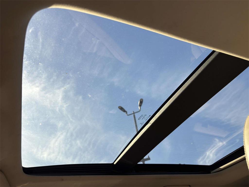 used 2014 Jeep Grand Cherokee car, priced at $11,179