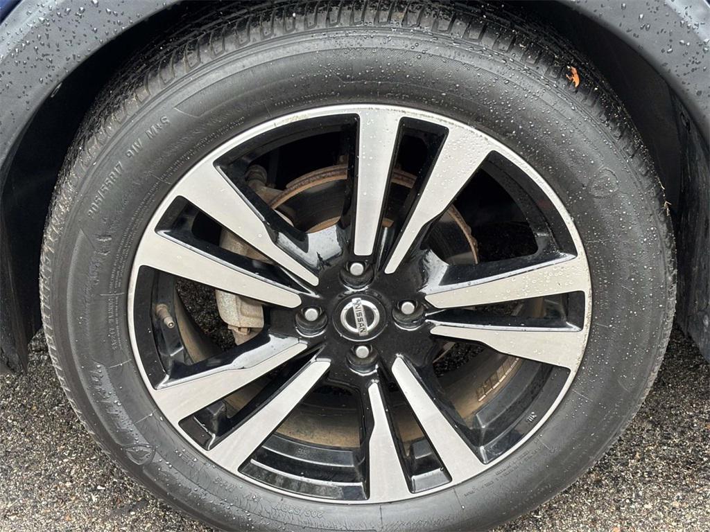 used 2018 Nissan Kicks car, priced at $15,556