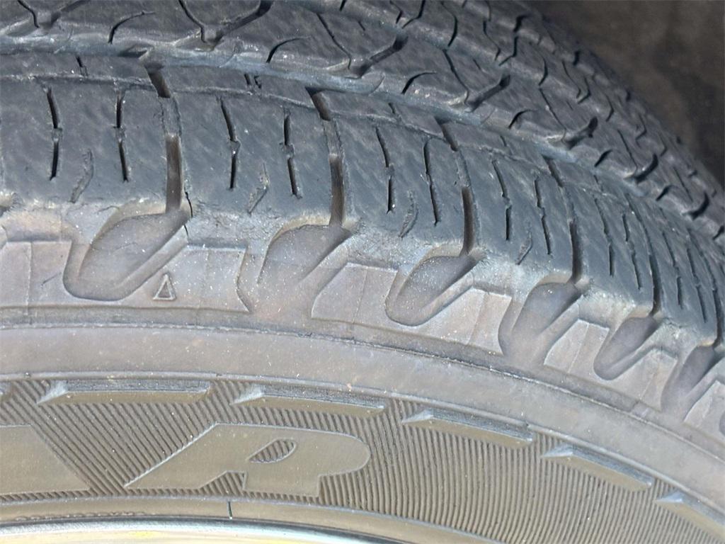 used 2014 Jeep Grand Cherokee car, priced at $13,839