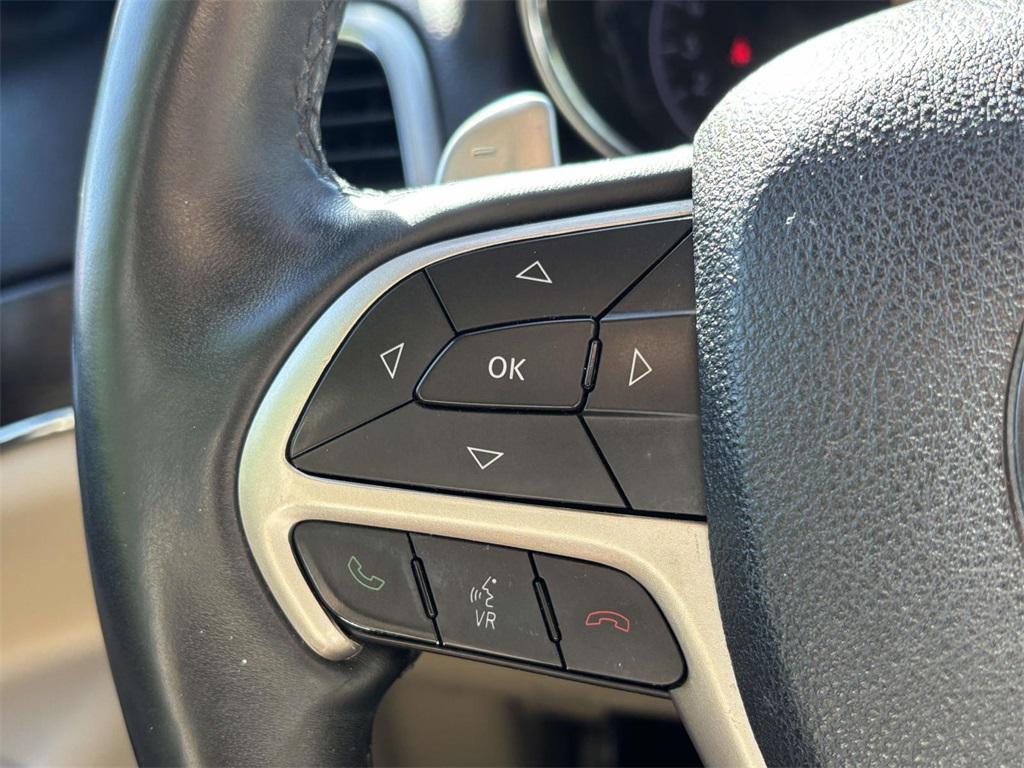 used 2014 Jeep Grand Cherokee car, priced at $13,839