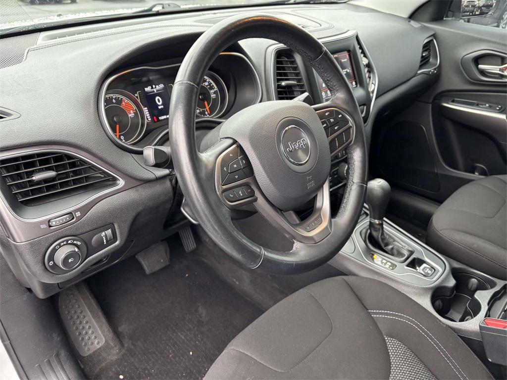 used 2019 Jeep Cherokee car, priced at $12,887