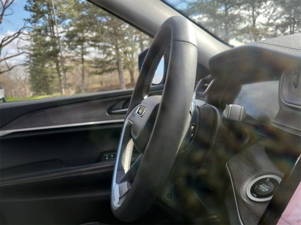 used 2023 Jeep Grand Cherokee L car, priced at $32,083