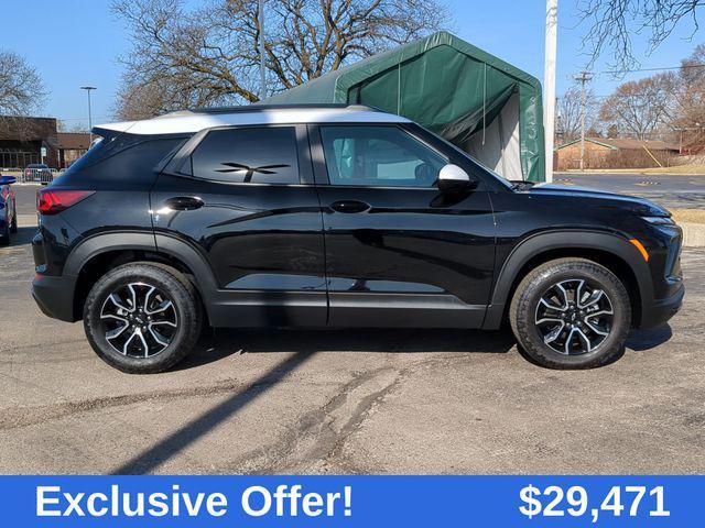 used 2025 Chevrolet TrailBlazer car, priced at $29,471