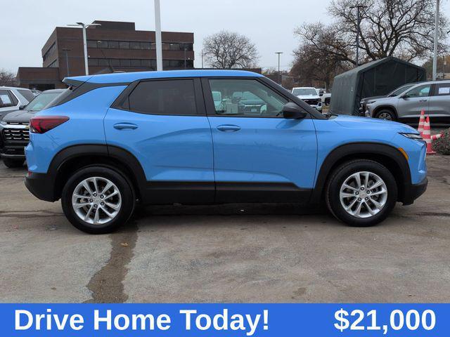 used 2024 Chevrolet TrailBlazer car, priced at $20,994