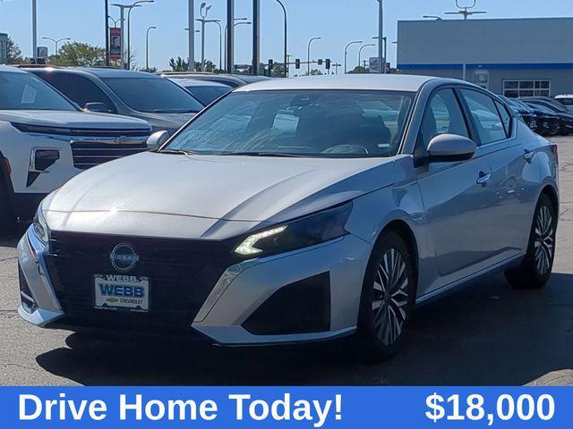used 2023 Nissan Altima car, priced at $18,000
