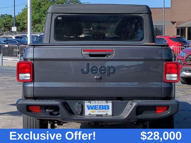 used 2022 Jeep Gladiator car, priced at $28,000