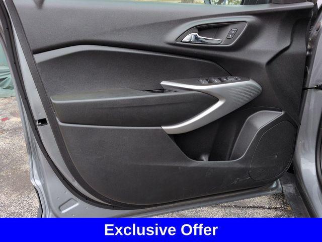 used 2025 Chevrolet Trax car, priced at $19,999