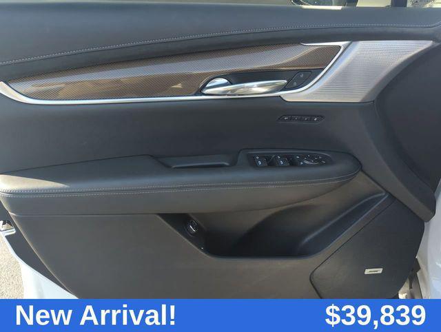 used 2023 Cadillac XT6 car, priced at $39,839