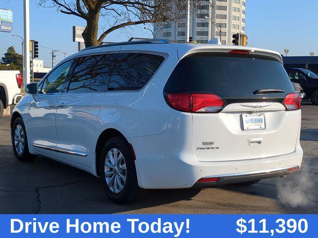 used 2018 Chrysler Pacifica car, priced at $11,390