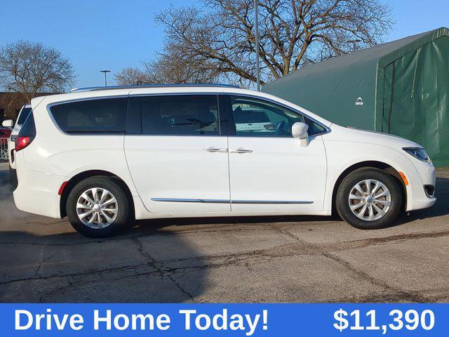 used 2018 Chrysler Pacifica car, priced at $11,390