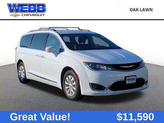 used 2018 Chrysler Pacifica car, priced at $11,590