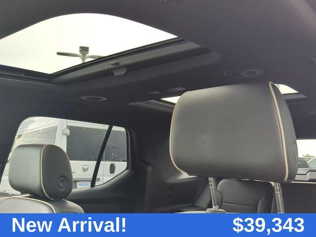 used 2023 Chevrolet Traverse car, priced at $39,343