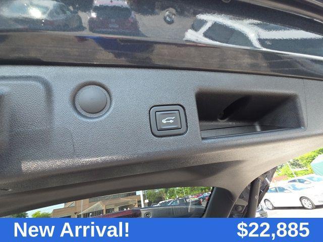 used 2023 Chevrolet Equinox car, priced at $22,885
