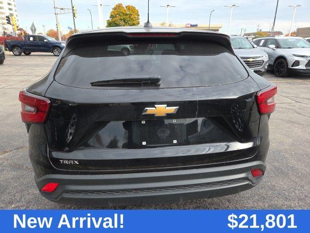 used 2025 Chevrolet Trax car, priced at $21,801