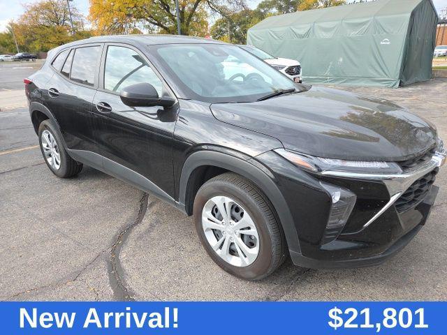 used 2025 Chevrolet Trax car, priced at $21,801