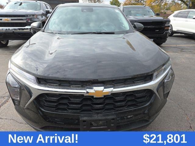 used 2025 Chevrolet Trax car, priced at $21,801