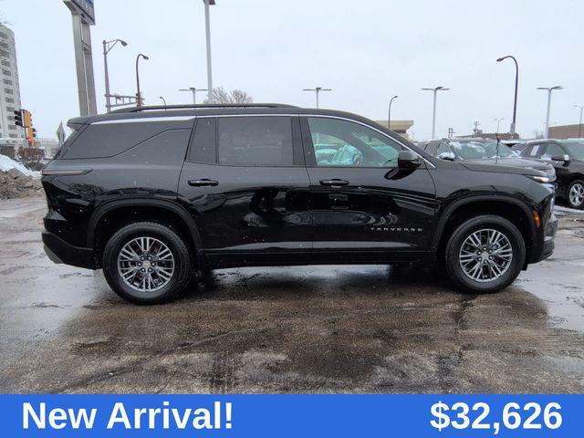 used 2024 Chevrolet Traverse car, priced at $32,626