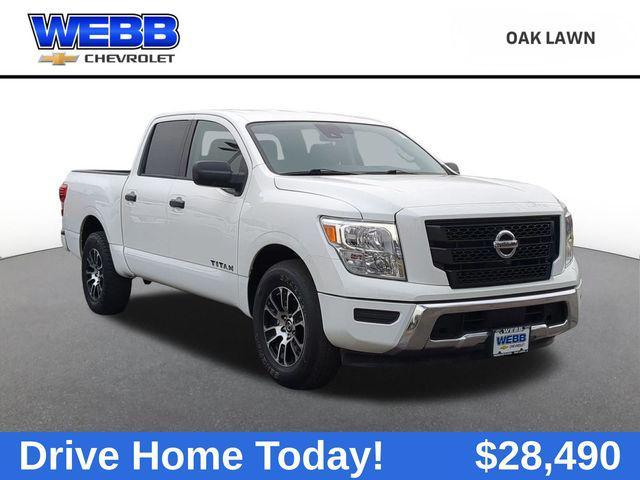 used 2022 Nissan Titan car, priced at $28,490