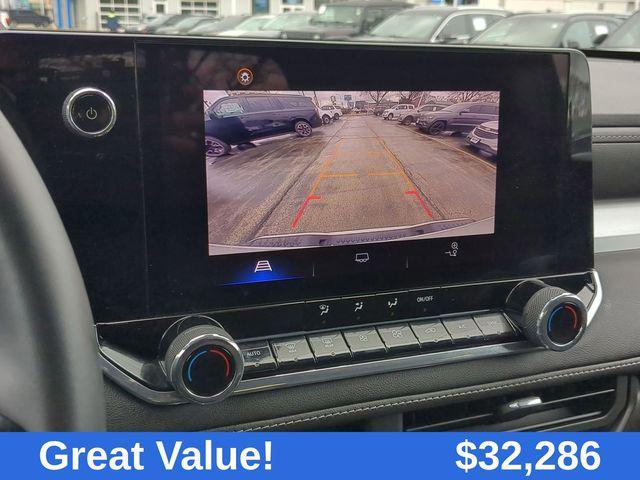 used 2024 Chevrolet Colorado car, priced at $32,286