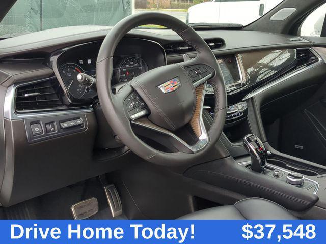 used 2022 Cadillac XT6 car, priced at $37,548