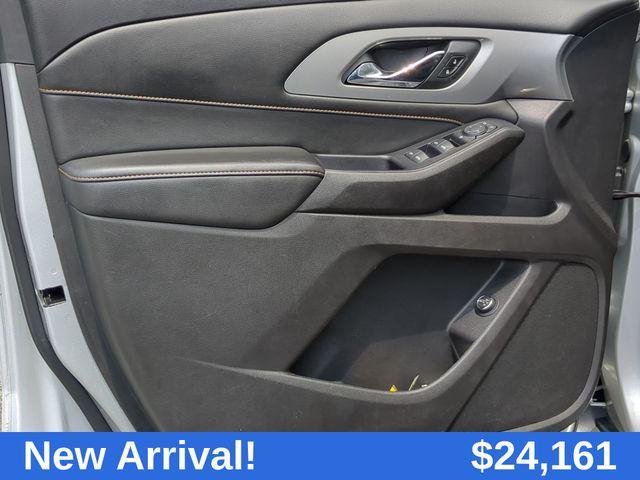 used 2021 Chevrolet Traverse car, priced at $24,161