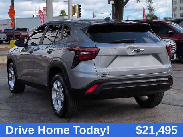used 2025 Chevrolet Trax car, priced at $21,495