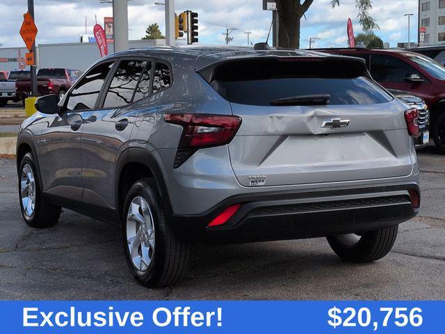 used 2025 Chevrolet Trax car, priced at $20,756